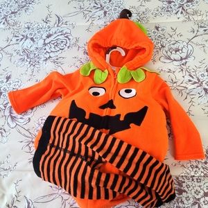Costume pumpkin jumper for 6to12mon  baby.